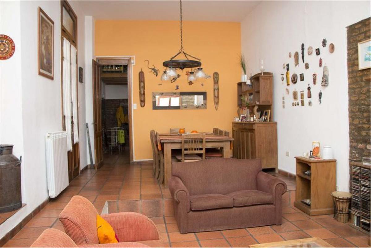 5 bedrooms House in Buenos Aires, Argentina No. 82248