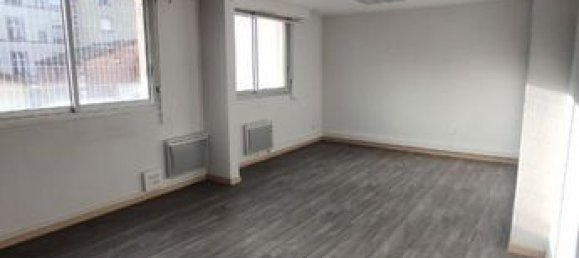 1 chambre Appartement à Limoges, France No. 308976 2