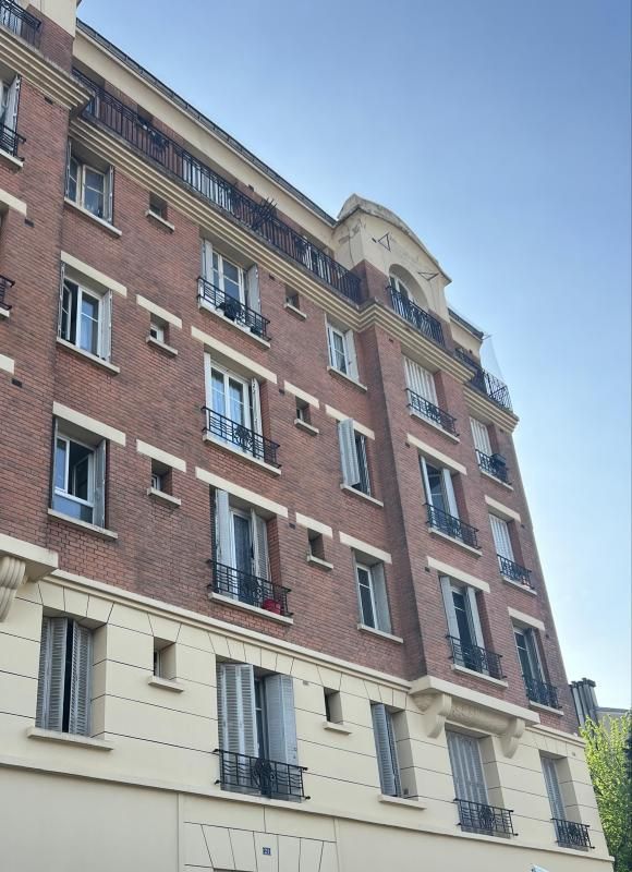 1 bedroom Apartment in Le Bourget, France No. 182791