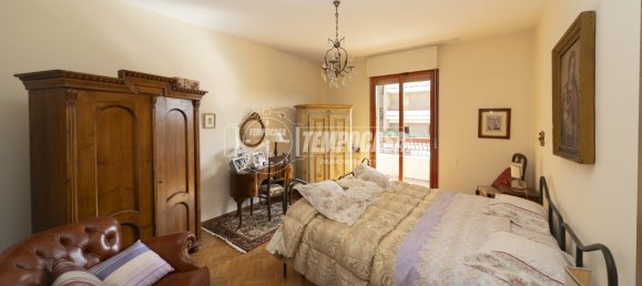 4 rooms Apartment in Perugia, Italy No. 266225 12