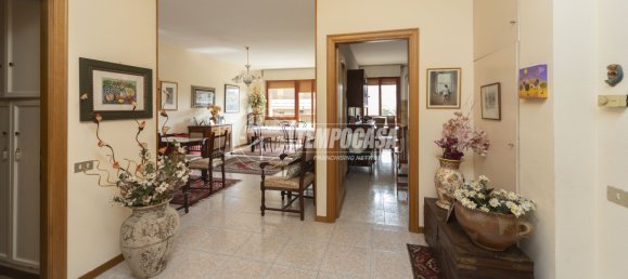 4 rooms Apartment in Perugia, Italy No. 266225 7