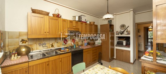4 rooms Apartment in Perugia, Italy No. 266225 28