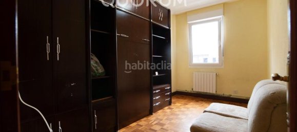 Apartamento de 3 dormitorios en Comunidad Autónoma Vasca, Spain No. 158793 4