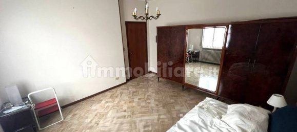 Apartamento de 3 dormitorios en Noceto, Italy No. 17717 17