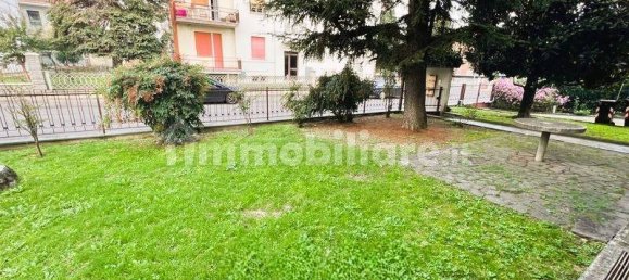 Apartamento de 3 dormitorios en Noceto, Italy No. 17717 31