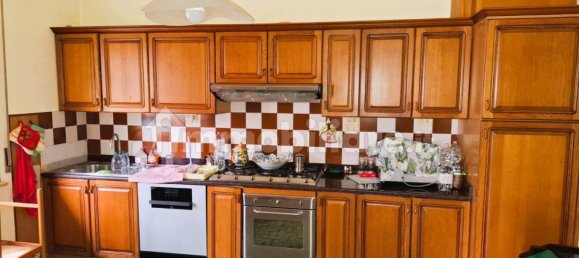 Apartamento de 3 dormitorios en Noceto, Italy No. 17717 4