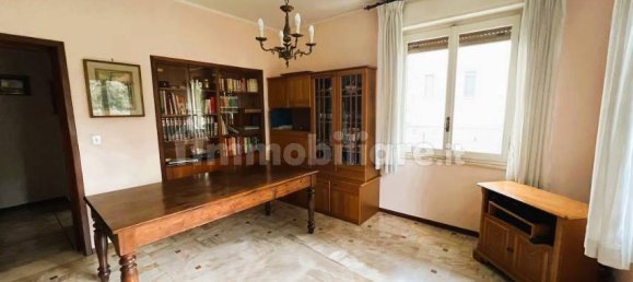 Apartamento de 3 dormitorios en Noceto, Italy No. 17717 9