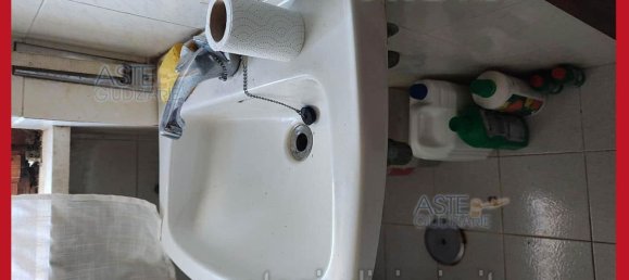 5 bedrooms Apartment in Aprilia, Italy No. 330954 13