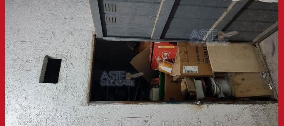 5 bedrooms Apartment in Aprilia, Italy No. 330954 3