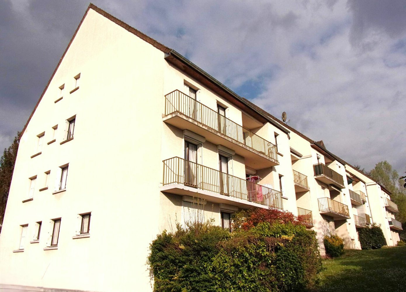 Квартира с 3 спальнями в Ла Ферте-су-Жуар, Франция № 124905