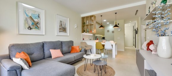 Dúplex de 3 dormitorios en Golf Bahia, Spain No. 160443 18