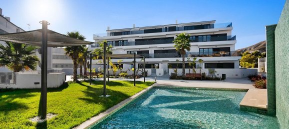 Dúplex de 3 dormitorios en Golf Bahia, Spain No. 160443 33