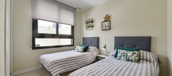 Dúplex de 3 dormitorios en Golf Bahia, Spain No. 160443 28