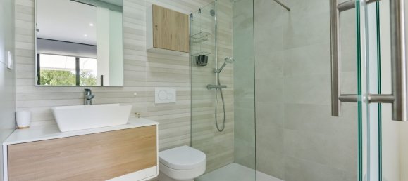 Dúplex de 3 dormitorios en Golf Bahia, Spain No. 160443 32