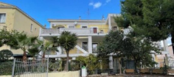 3 bedrooms Apartment in Rodi Garganico, Italy No. 357296 4