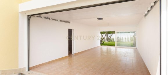 4 bedrooms House in Corroios, Portugal No. 89643 12