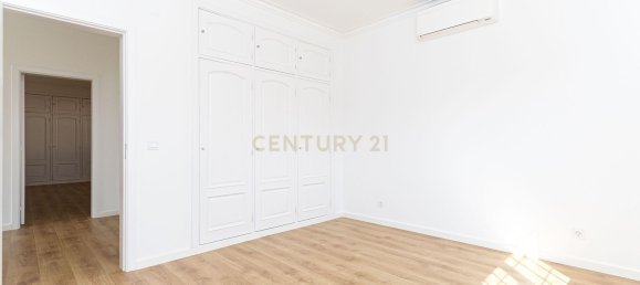 4 bedrooms House in Corroios, Portugal No. 89643 33