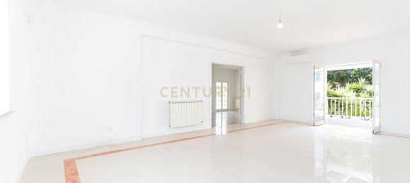 4 bedrooms House in Corroios, Portugal No. 89643 18