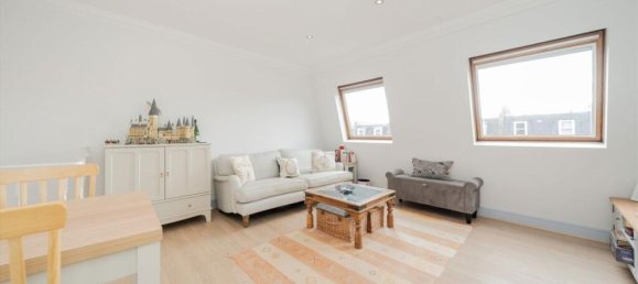 2 bedrooms Maisonette in Fulham, United Kingdom No. 10124 4