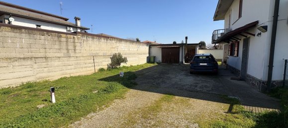 3 rooms Villa in Sannazzaro de' Burgondi, Italy No. 18962 23