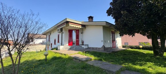 3 rooms Villa in Sannazzaro de' Burgondi, Italy No. 18962 3