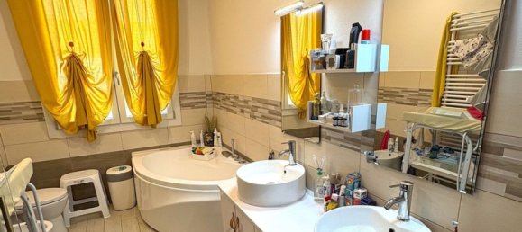 3 rooms Villa in Sannazzaro de' Burgondi, Italy No. 18962 14