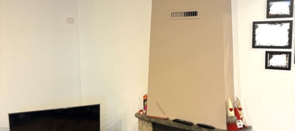 3 rooms Villa in Sannazzaro de' Burgondi, Italy No. 18962 8