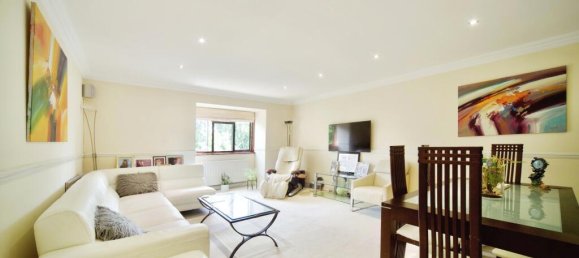 3 bedrooms Apartment in London, United Kingdom No. 11635 7