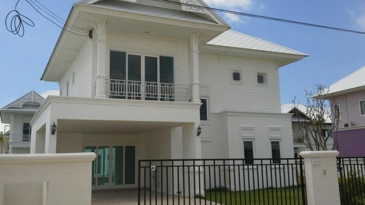 Casa de 3 dormitorios en Vtara Sukhumvit 36, Samut Sakhon, Thailand No. 29190