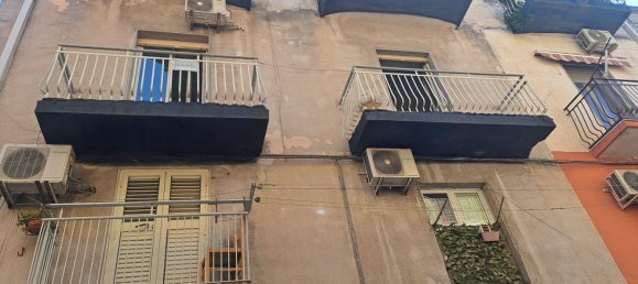 Apartamento de 3 dormitorios en Catania, Italy No. 371230 2