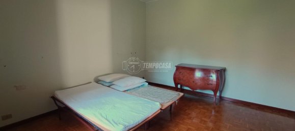 4 rooms Apartment in Bergamo, Italy No. 232374 46