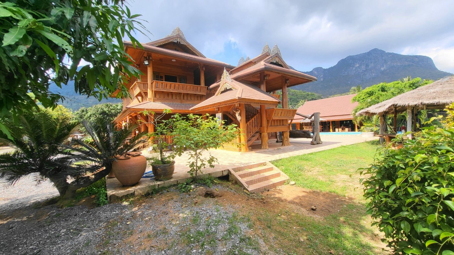 6 bedrooms Villa in Sam Roi Yot, Thailand No. 4981