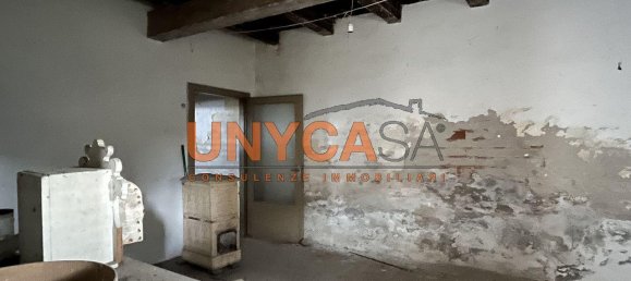 11 rooms House in Verona, Italy No. 126568 9