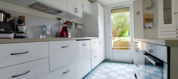 3 Schlafzimmer Haus in Nanterre, France, Nr. 151720 4