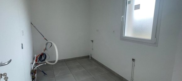 Дом с 3 спальнями в станция Сен-Пьер-ла-Кур, Франция № 283688 7