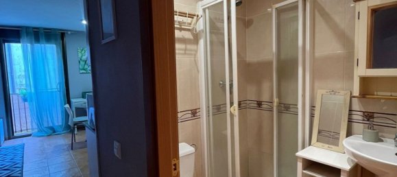 1 bedroom Apartment in Reus, Spain No. 146360 10