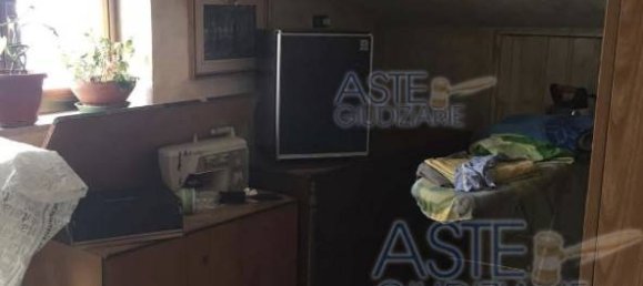 5 rooms Apartment in Santeramo in Colle, Italy No. 278643 4