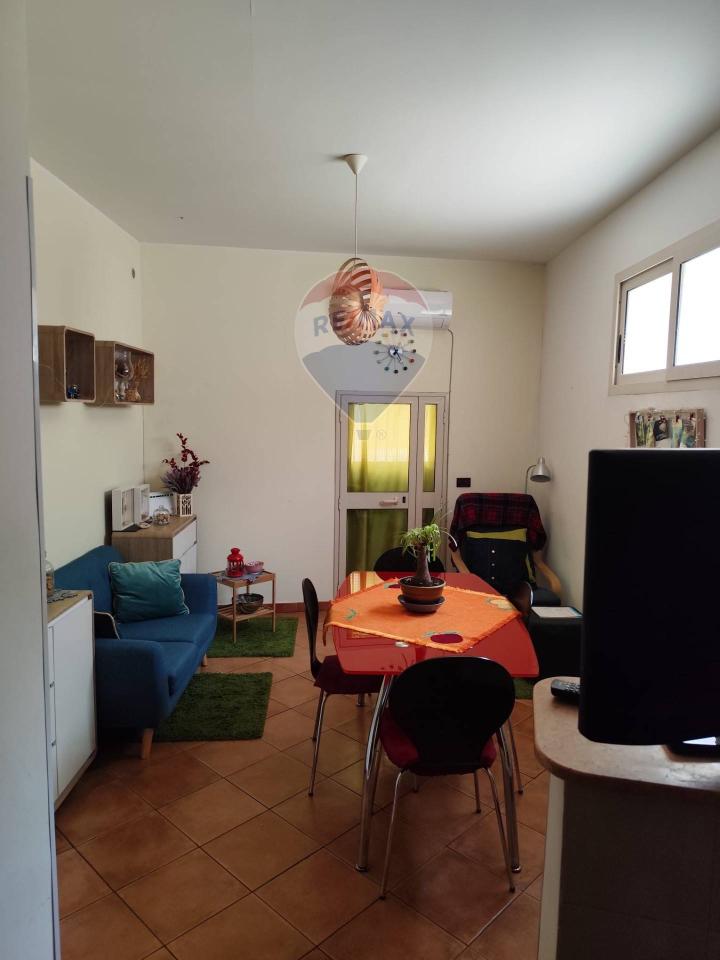 3غرفة شقة في Catania, Italy رقم 132849