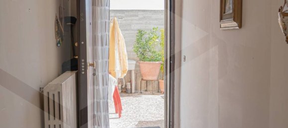 2 chambres Villa à Bari, Italy No. 17704 3