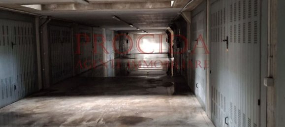 Garaje en Milan, Italy No. 359059 10