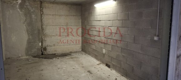 Garaje en Milan, Italy No. 359059 12