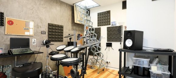 4 غرف نوم منزل ذو طابقين في Lisbon, Portugal رقم 144612 26