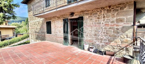 2 chambres Appartement à Arezzo, Italy No. 266076 4