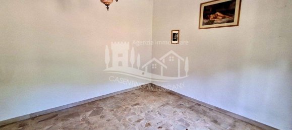 2 chambres Appartement à Arezzo, Italy No. 266076 8