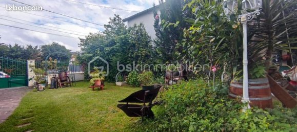 4 Schlafzimmer Haus in Bondy, France, Nr. 354906 3