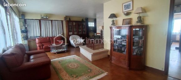 4 Schlafzimmer Haus in Bondy, France, Nr. 354906 13