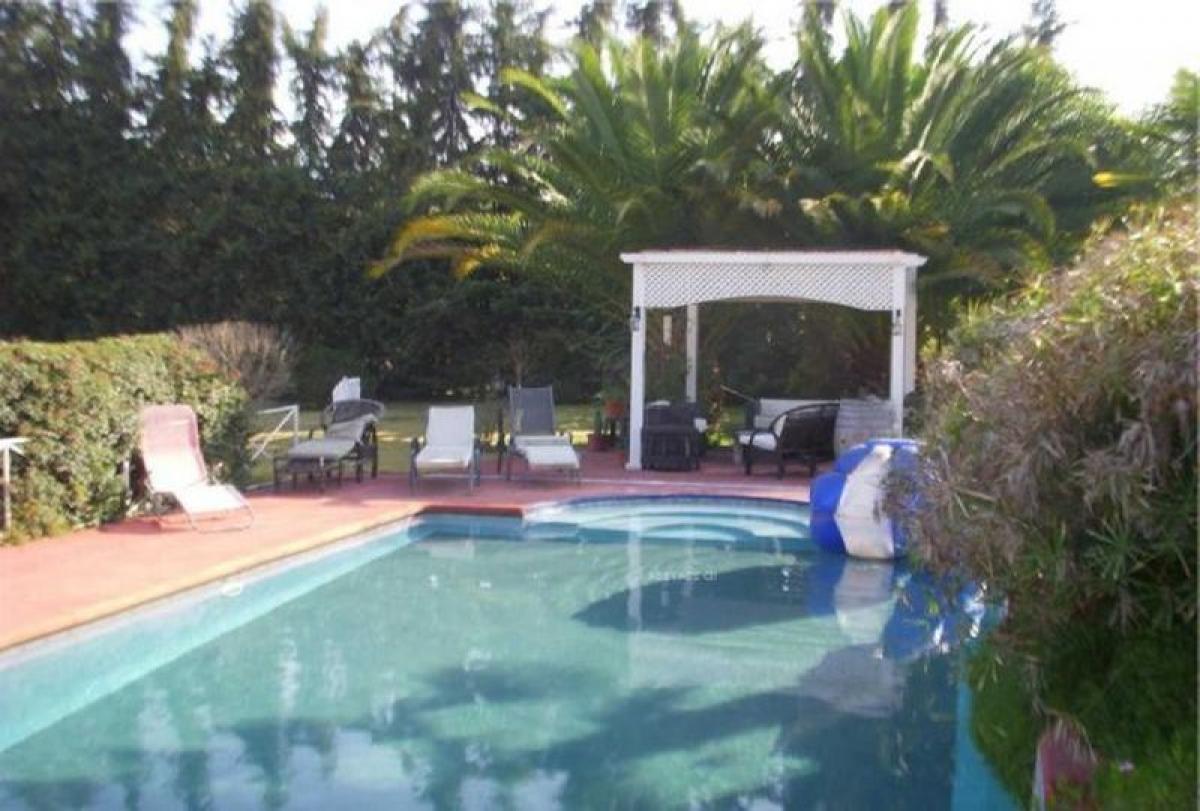 5 bedrooms House in Maipo, Chile No. 1537