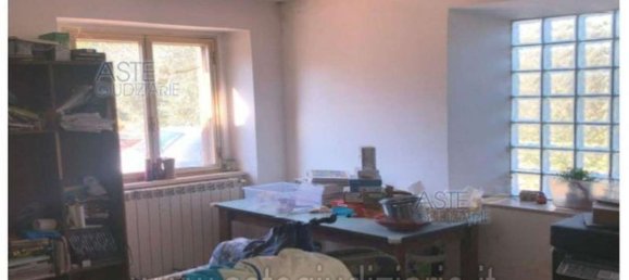 4 bedrooms House in Nocciano, Italy No. 376906 15