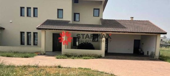 Propiedad comercial de 5 dormitorios en Nisou, Cyprus No. 67272 6