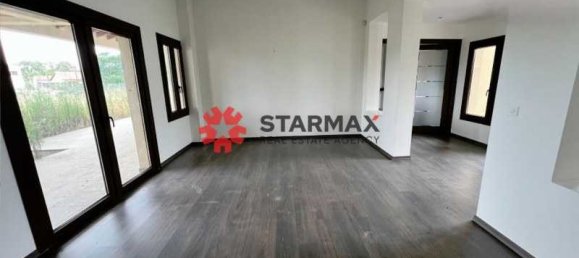 Propiedad comercial de 5 dormitorios en Nisou, Cyprus No. 67272 4